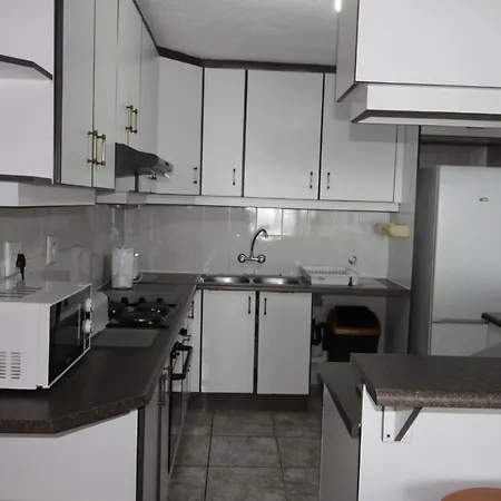 Aldabra 4 Apartment
