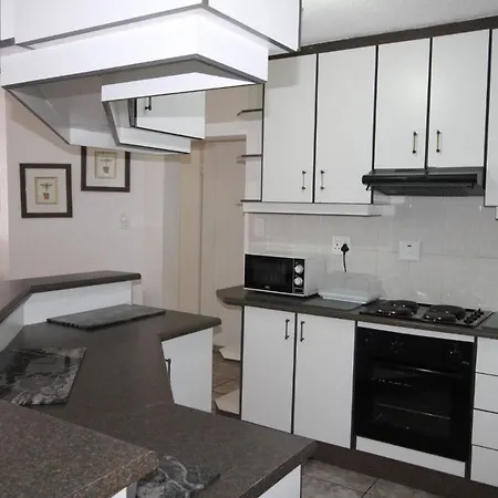Aldabra 4 Apartment Margate